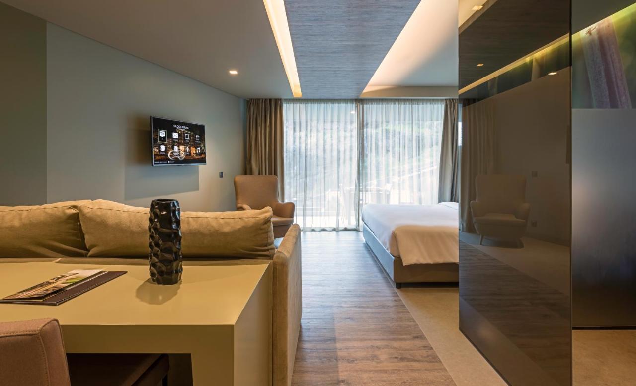 Side Ocean Suite,1552073053:JPEG